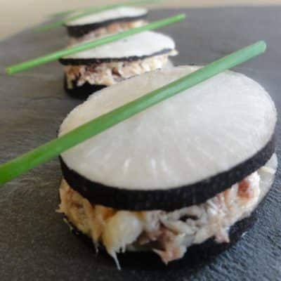 Toasts de radis noir à la sardine