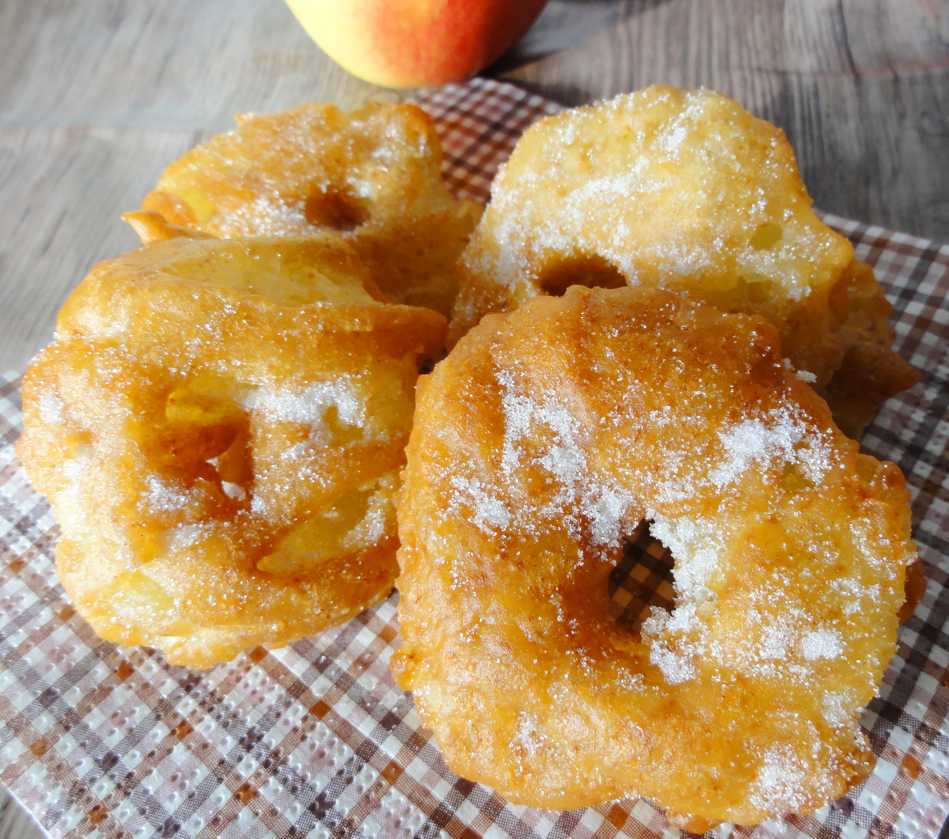 Beignets Aux Pommes Cannelle Aux Fourneaux