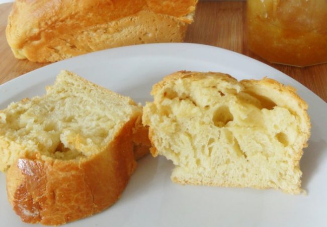 Brioche pétrie à la main