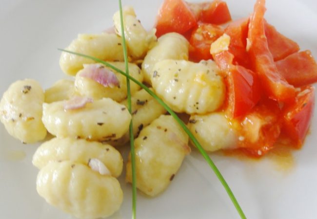 Gnocchi au beurre fondu et échalotes