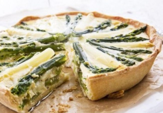 Quiche aux deux asperges