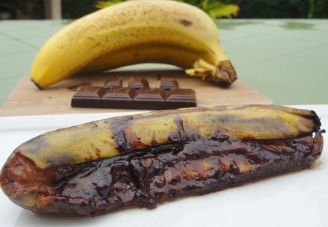 Banane au chocolat au barbecue