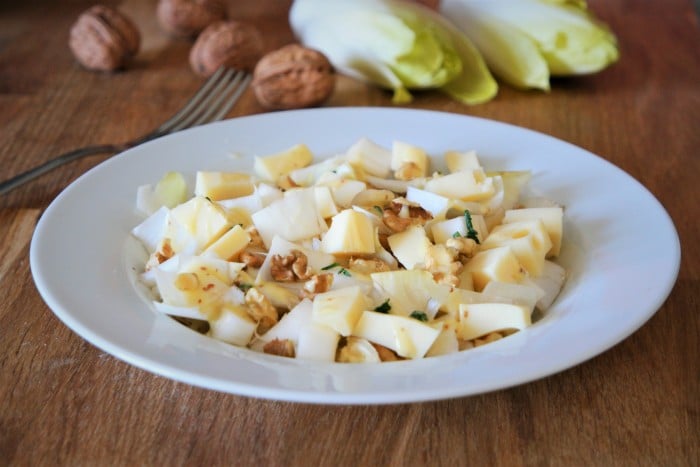 Salade d'endives aux noix