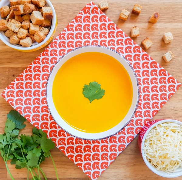 Soupe veloutée de potimarron aux châtaignes