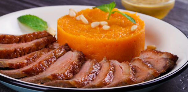 Que servir pour accompagner un magret de canard ? | Aux Fourneaux