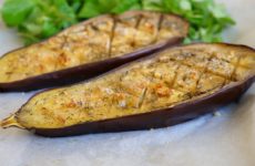 Aubergine toute simple grillée au four