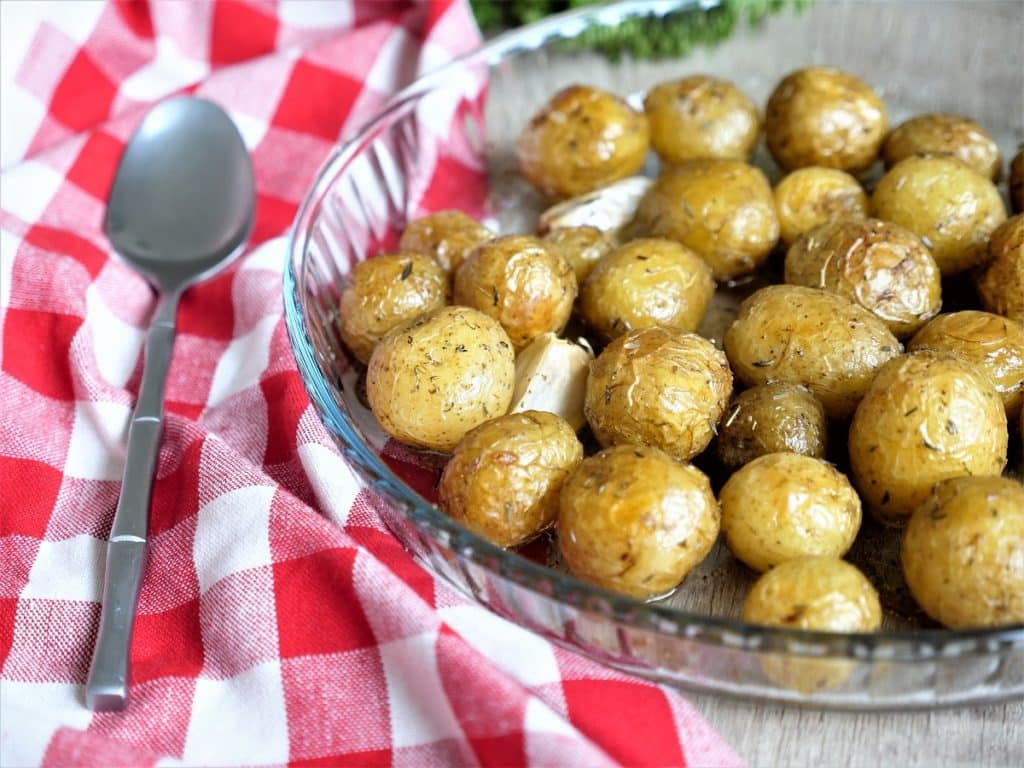 Pommes de terre grenaille rôties au four | Aux Fourneaux