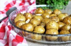 Pommes de terre grenaille rôties au four
