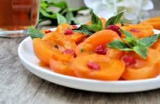 Salade d abricot au sirop à la menthe