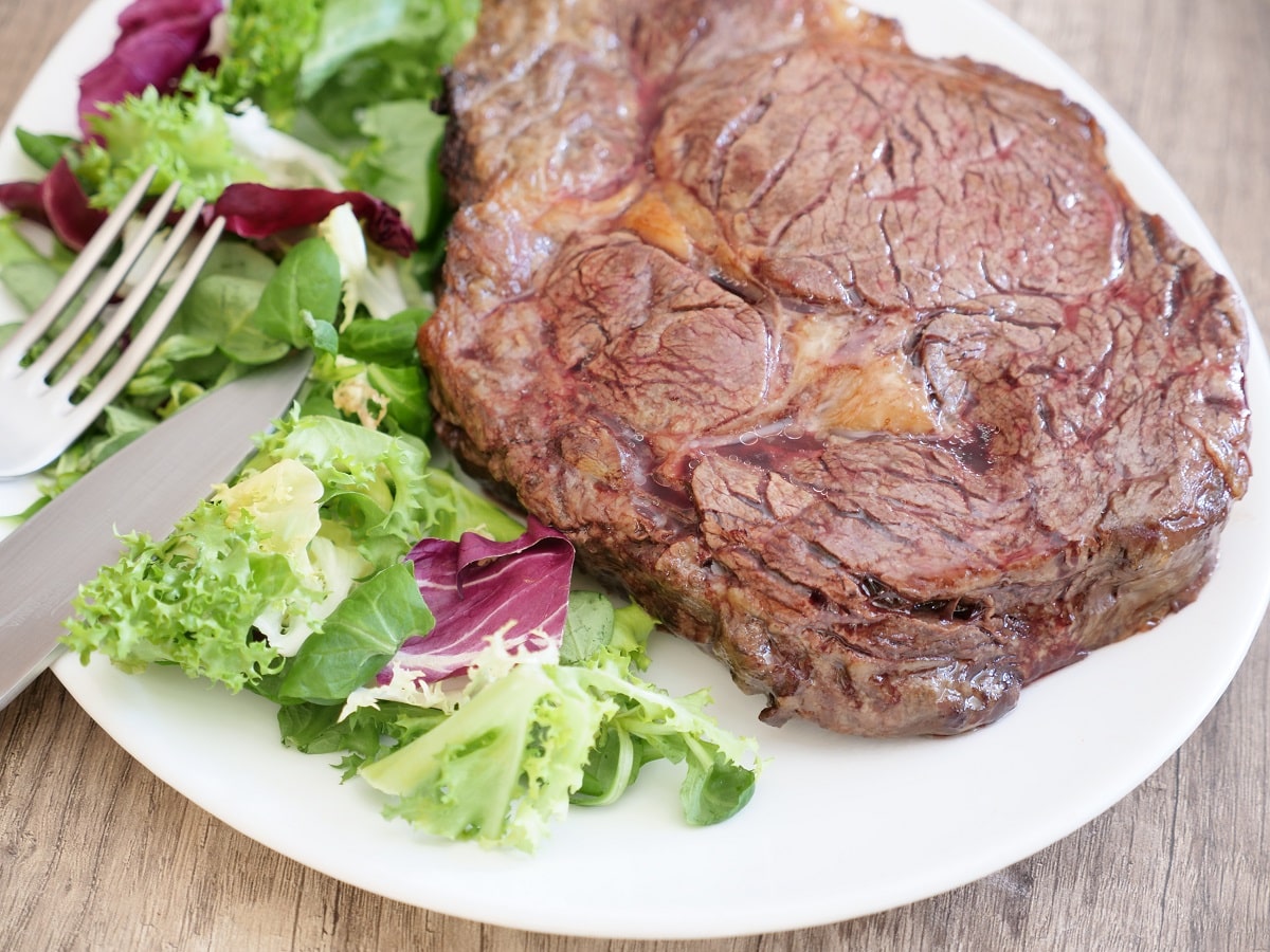 Côte de bœuf au barbecue