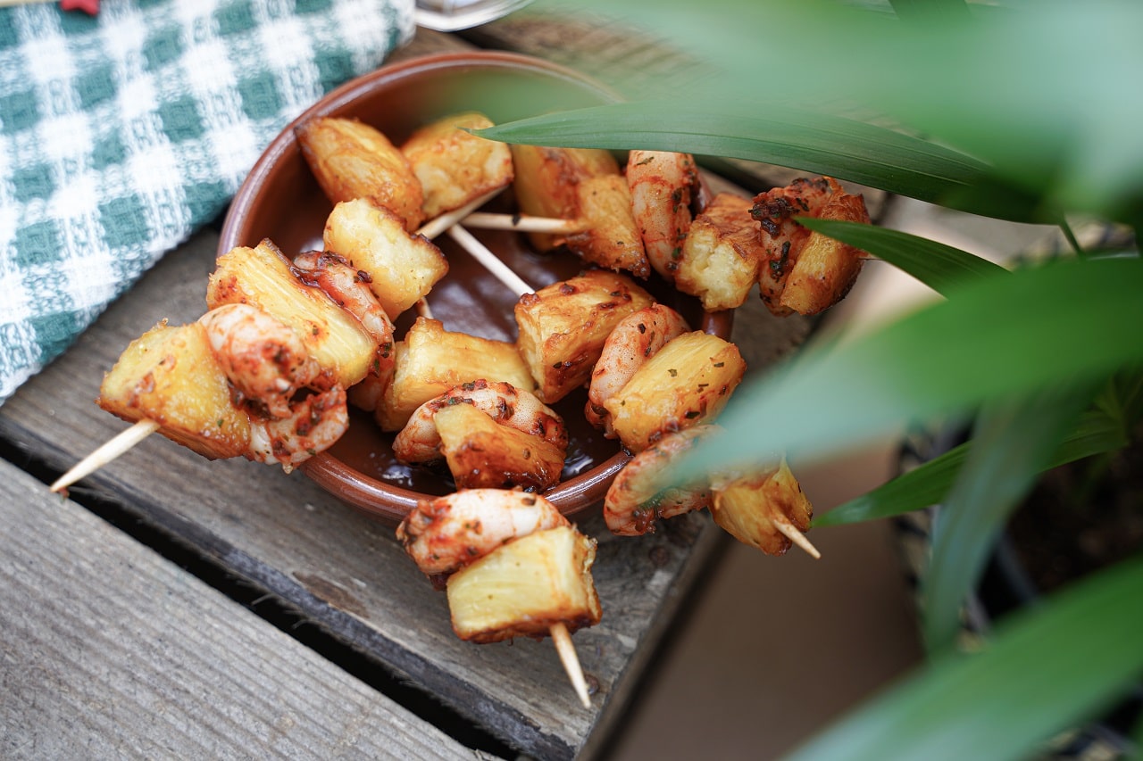 brochette crevette anana flambée