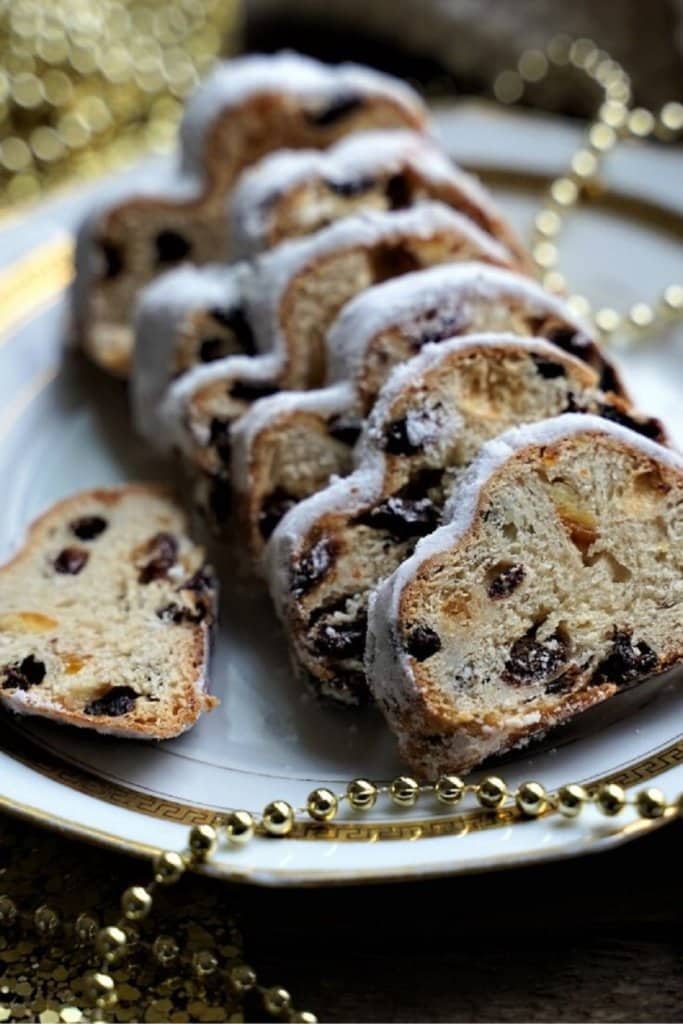 Stollen gâteau traditionnel de Noël