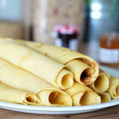 Crêpes au yaourt moelleuses et légères Crêpes au yaourt moelleuses et légères