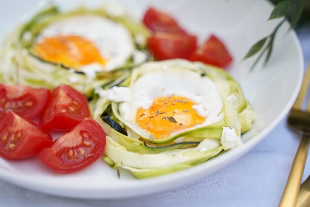 Spaghetti de courgettes œufs et feta