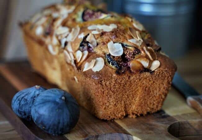 Cake moelleux aux figues fraiches