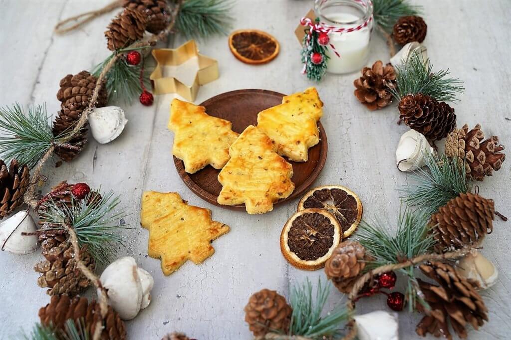 Biscuits apéritifs de Noël au fromage