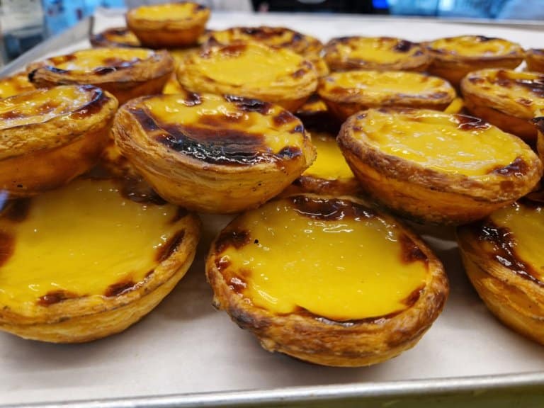 Les meilleurs pasteis de nata de Porto Aux Fourneaux