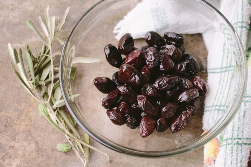 recette olives noires à la grecque