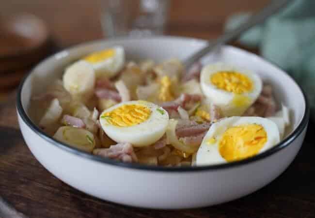 Salade d’hiver endives lardons oeufs