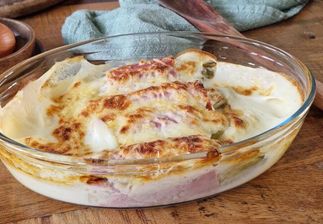 Gratin d’endives au jambon et à la béchamel