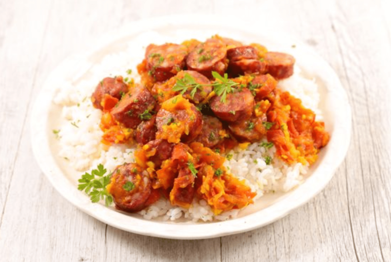 recette de rougail saucisse plat traditionnel réunionnais