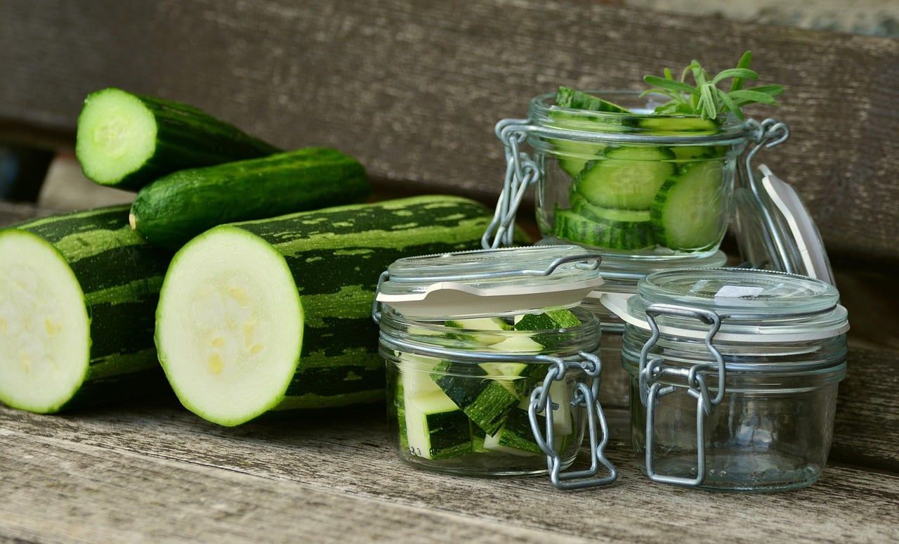Pickles de courgettes marinées aigre doux