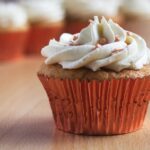 Comment faire une ganache montée au chocolat blanc : recette facile et astuces