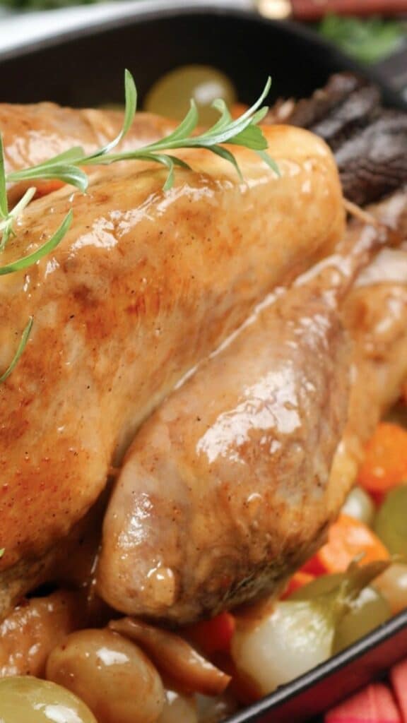 Pintade entière en cocotte au four 