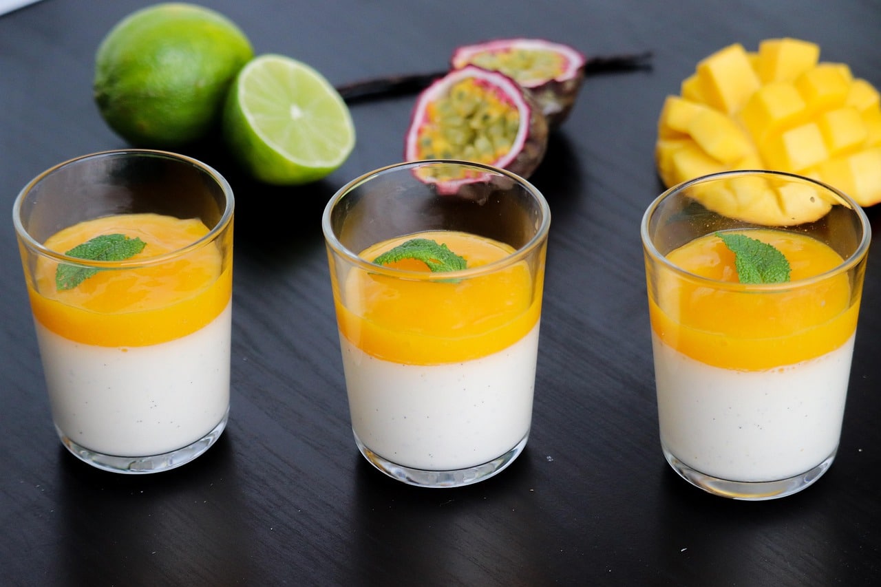 Panna Cotta mangue coco la recette facile et sans gélatine