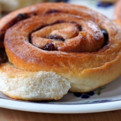 Recette de cinnamon rolls moelleux : recette suédoise facile