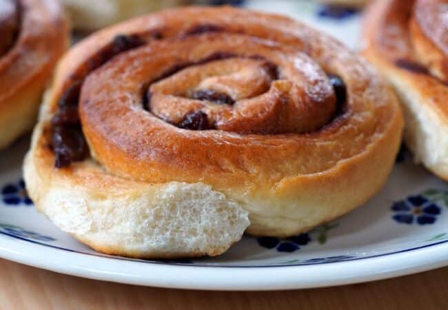 Recette de cinnamon rolls moelleux : recette suédoise facile