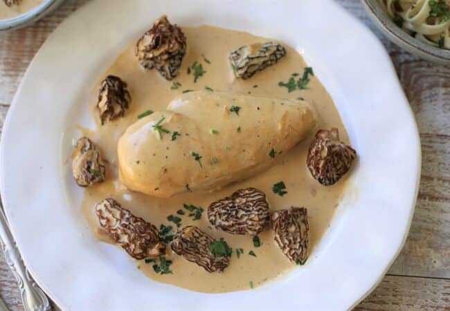 Sauce aux morilles facile et rapide pour accompagner vos plats de fêtes Sauce aux morilles facile et rapide pour accompagner vos plats de fêtes