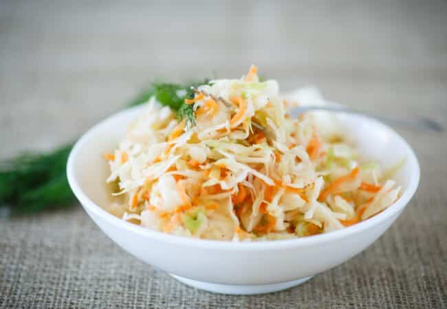 La vraie recette du coleslaw traditionnelle La vraie recette du coleslaw traditionnelle