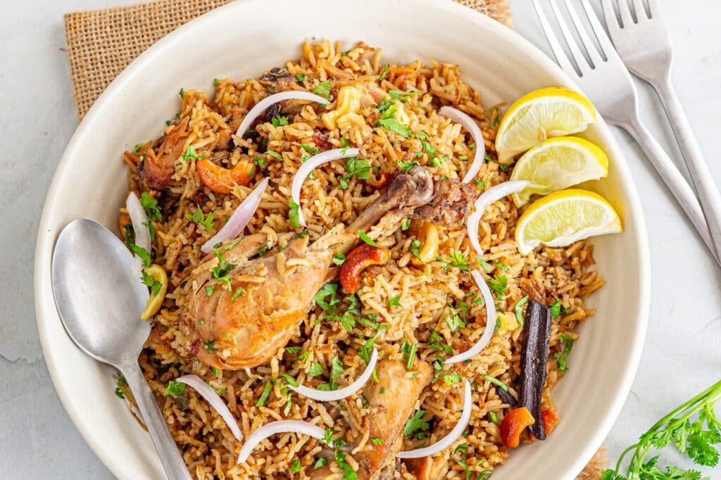 Biryani poulet vraie recette du biryani pakistanais traditionnel | Aux Fourneaux Biryani poulet vraie recette du biryani pakistanais traditionnel