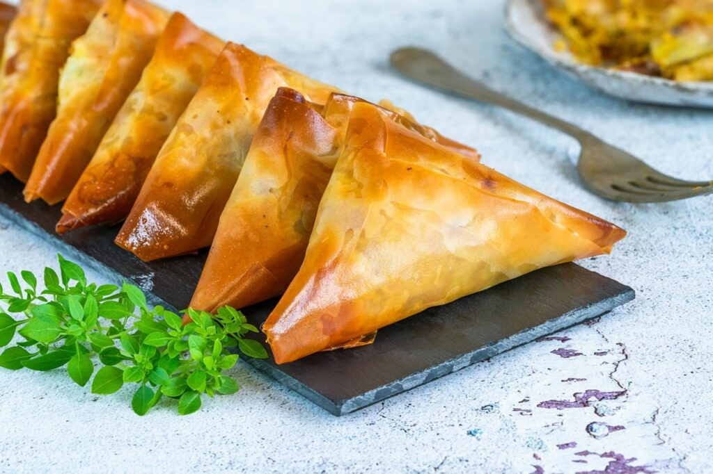 Chicken samosas with almond and apricot - asian snack idea | Aux Fourneaux Derniers jours du Ramadan recettes faciles et rapides à faire