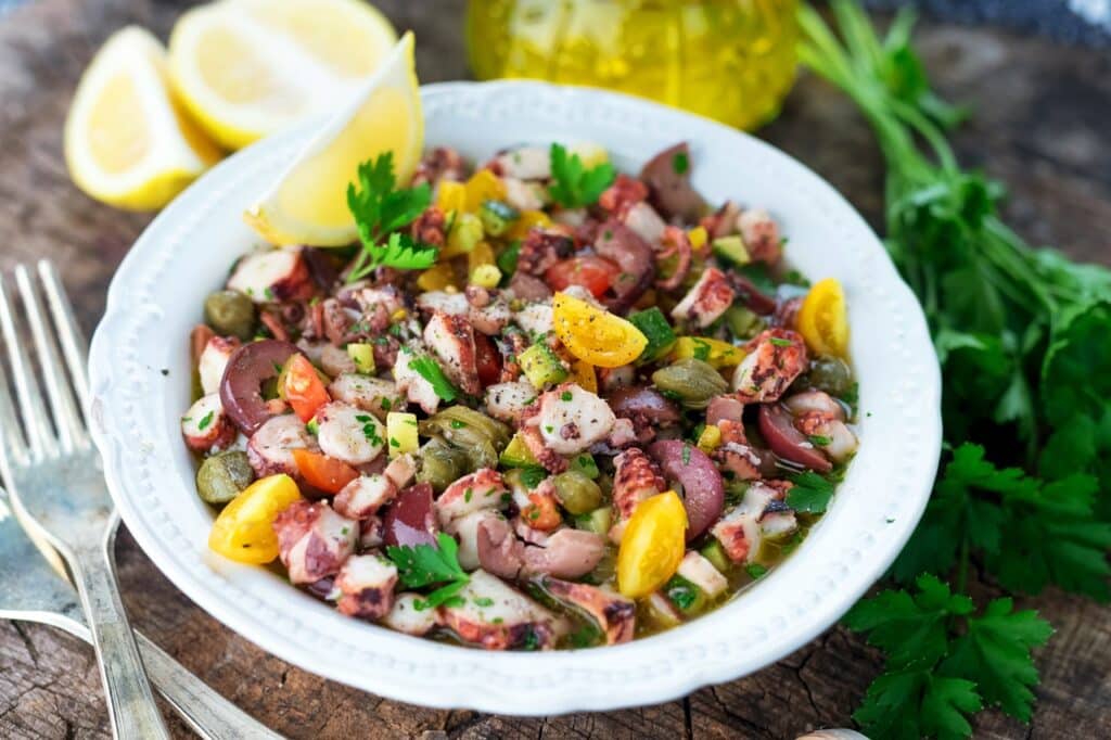 Fresh octopus salad | Aux Fourneaux Salade de poulpe à la portugaise, recette traditionnelle