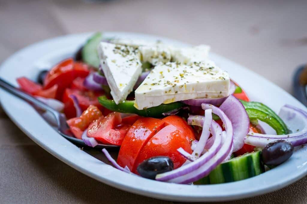 Horiatiki salade grecque été facile et rapide | Aux Fourneaux Horiatiki salade grecque été facile et rapide