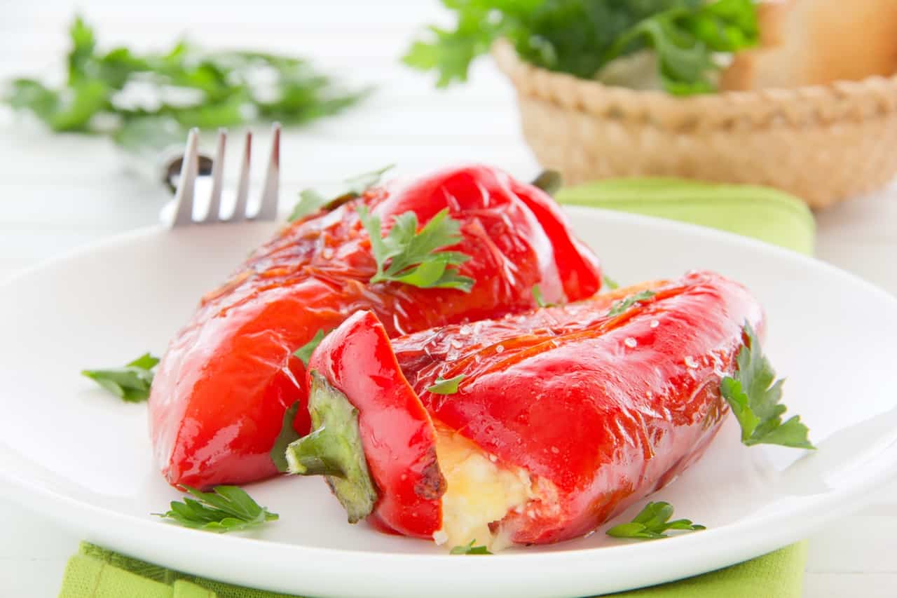 Poivrons farcis à la grecque à la feta au four